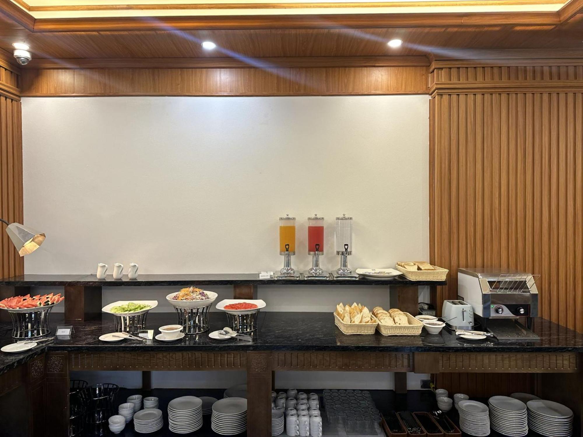 Tam Coc Center Luxury Hotel & Villa نينه بينه المظهر الخارجي الصورة