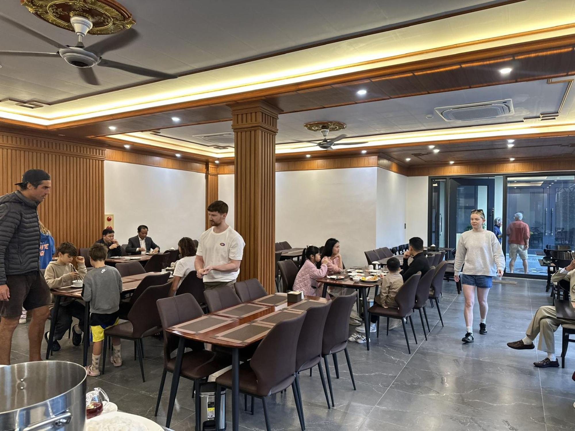 Tam Coc Center Luxury Hotel & Villa نينه بينه المظهر الخارجي الصورة